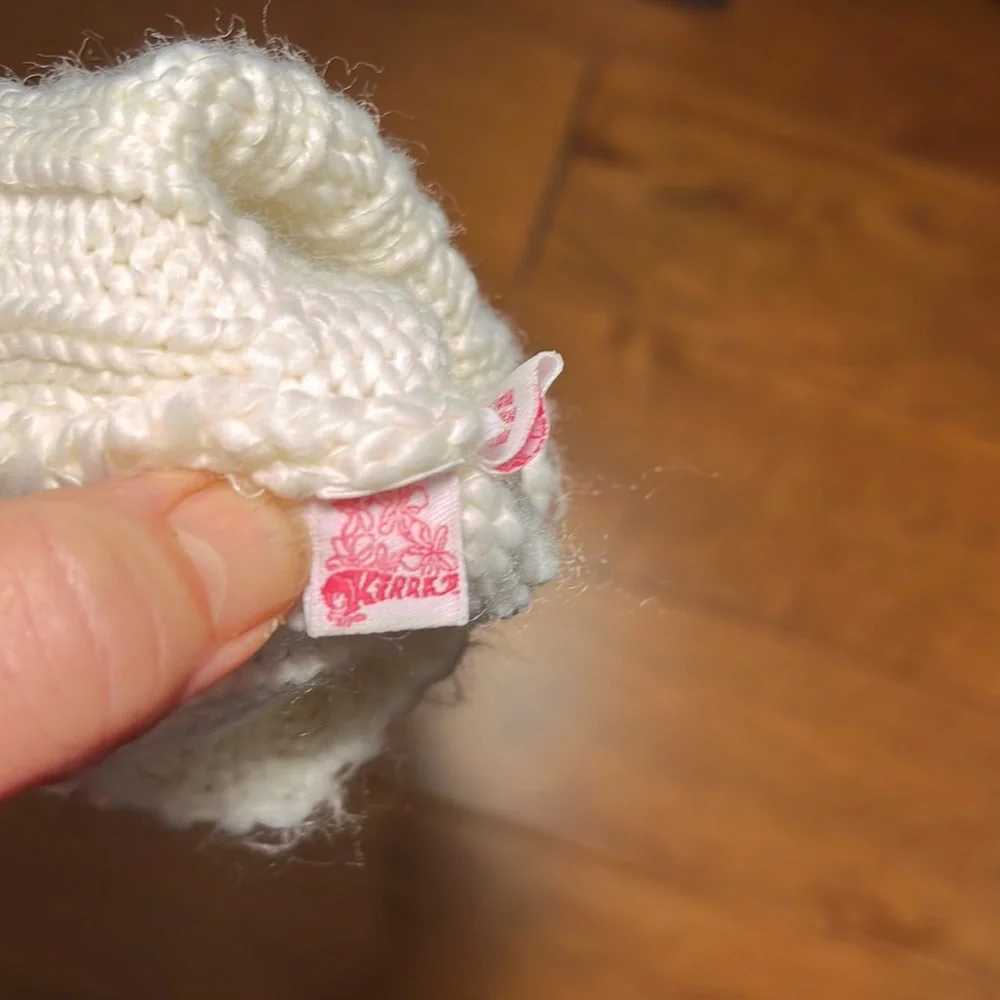 Winter white gloves mittens cable knit